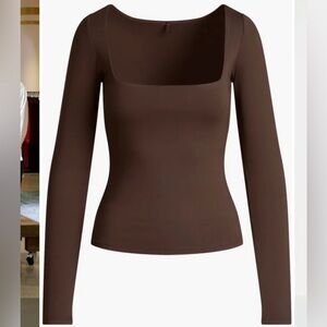 SKIMS Smooth Layers Square Neck Long Sleeve Top